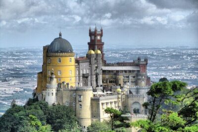 Private Half-Day Tour to Sintra - First stop: Pena Palace photo time and entry planning