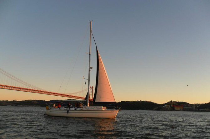 Private Sailing Cruise in Lisbon with Drinks - Why a private Tagus sunset cruise feels different than city sightseeing