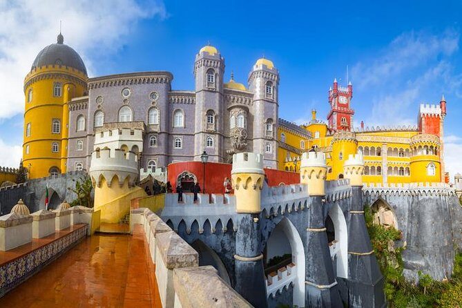 Private Sintra, Cascais, and Cabo da Roca from Lisbon - Pastry break in Sintra: the tasting moment that makes the day feel local