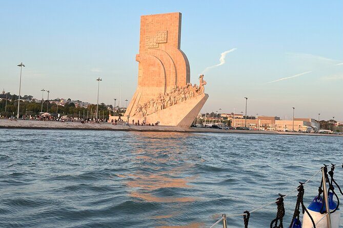 Private Sunset Sailing Boat Tour in Lisbon - Entering the Tagus at golden hour
