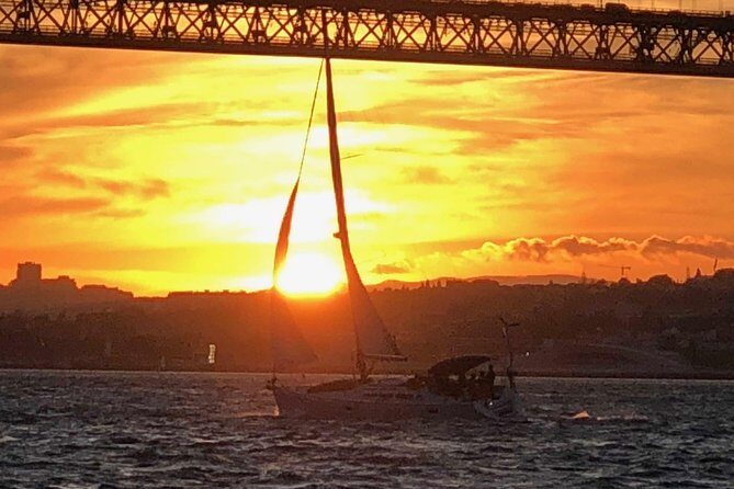 Private Sunset Sailing cruise from Lisbon - What the private crew approach changes for you