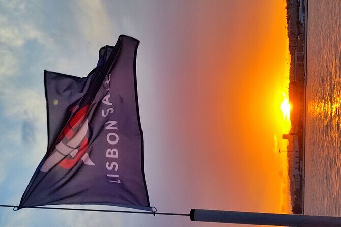 Private Sunset Sailing cruise from Lisbon - Drinks onboard: included champagne, plus easy upgrades
