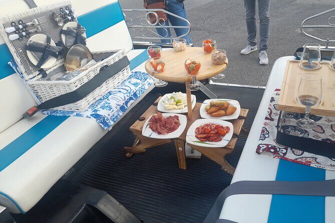 Private tapas tuk tuk tour through Lisbon - Stop 4: Mosteiro de São Vicente de Fora and Santa Engrácia’s Pantheon link