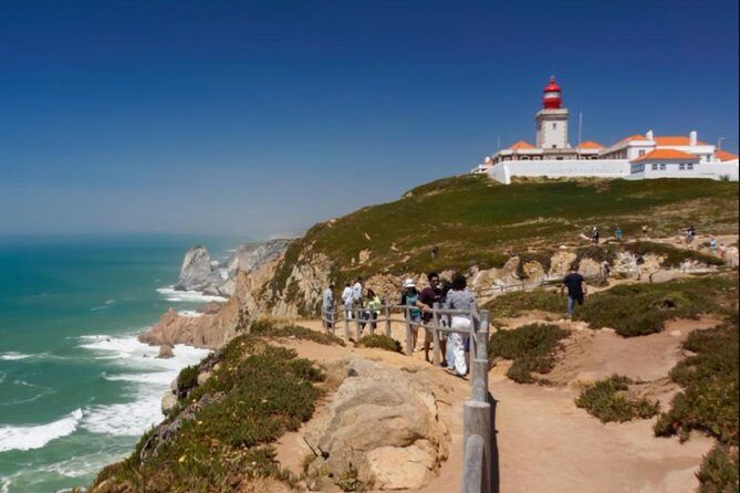Private Tour 1 to 8 people: Pena National Palace- Sintra-Cabo da Roca-Cascais - Sintra Centro Histórico: the 2-hour wandering that makes it feel real
