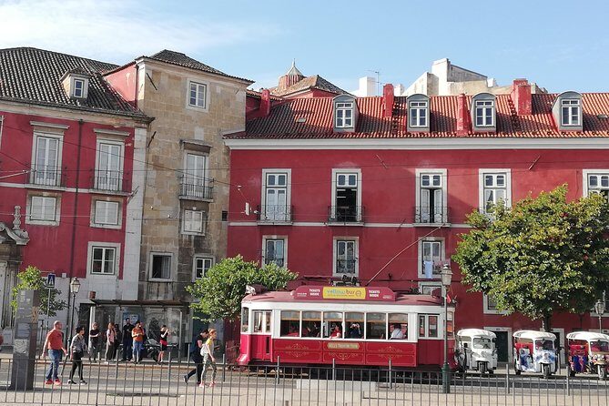 Private Tour 8 Hours Lisbon - Ending with Pastel de Belém at the original factory