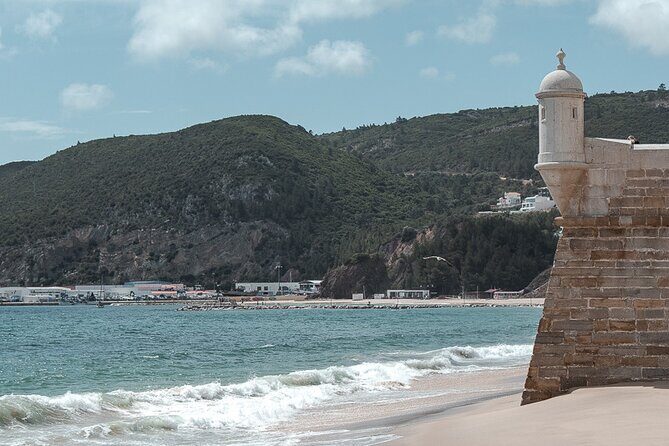 Private Tour: Arrábida Natural Park and Sesimbra Day Trip from Lisbon - Sesimbra lunch on your own: plan for seafood and simple choices