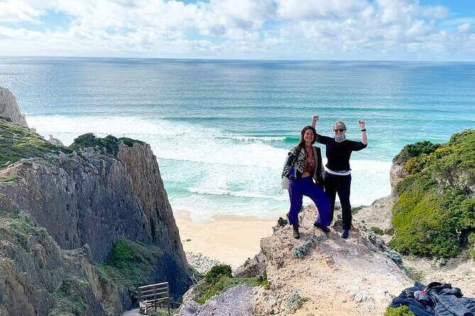 Private Tour Fátima, Óbidos, Nazaré, Natural Caves with Drinks - Nazaré cliffs and a coastal lunch break you control