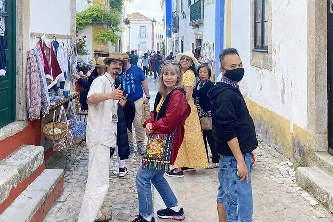 Private Tour Fátima, Óbidos, Nazaré, Natural Caves with Drinks - Guides, comfort, and those small extras that change the day