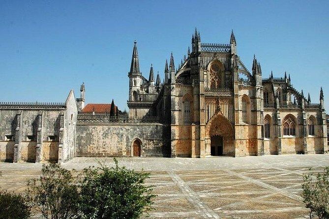 Private tour for 1 to 4 people: Fátima, Batalha, Nazaré and Óbidos - Nazaré viewpoints from Fort São Miguel Arcanjo