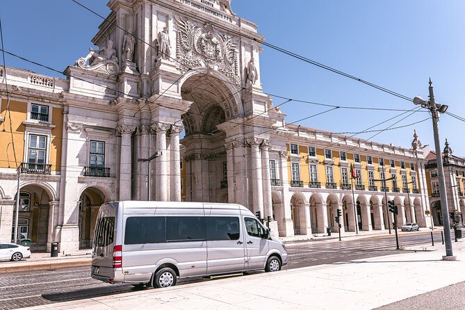 Private Tour Lisbon - São Jorge Castle area: layered centuries from the outside look