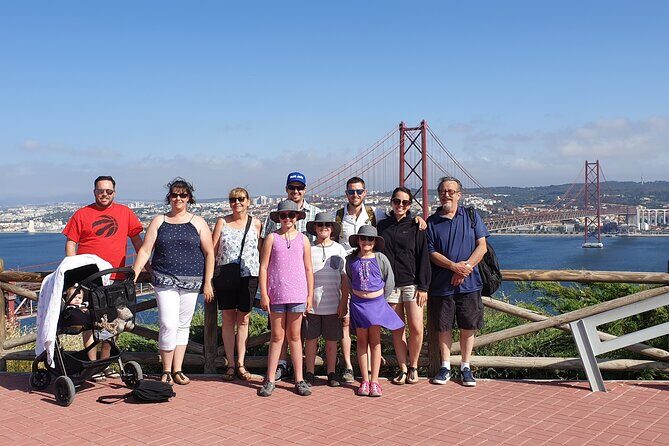 Private Tour of Lisbon - Docas de Santo Amaro: Time for a Real Break by the Tagus
