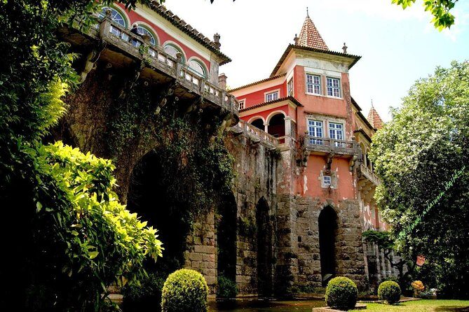 Private tour : Pena Palace , Regaleira , Sintra & Cascais - Guides Make the Difference: Miguel, Jorge, Jaime, Hugo, and Jamie