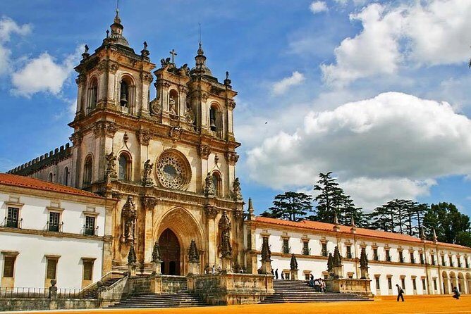 Private tour Portugal 14 days from Lisbon - The Douro River winery time and the Museu do Pão