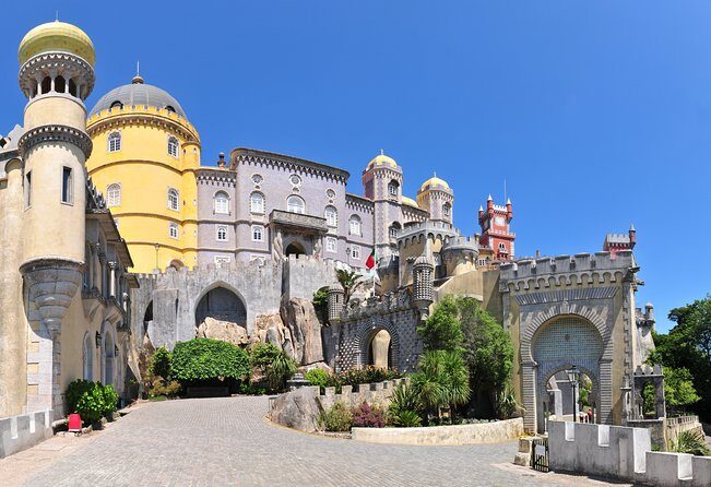 Private Tour Sintra - Pena Palace: the Romantic peak (and why timing is everything)