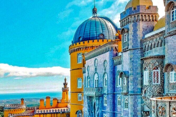 Private Tour Sintra and Cascais - Stop 2: Quinta da Regaleira’s Manueline and Renaissance magic
