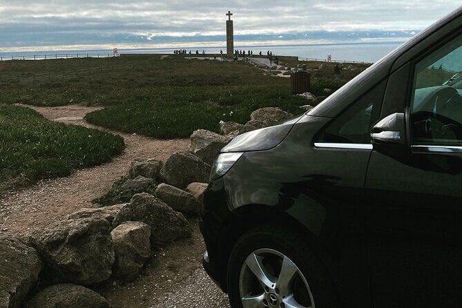 Private Tour - Sintra and Cascais(Luxury) - Guincho Beach lunch with ocean views: plan for your meal cost