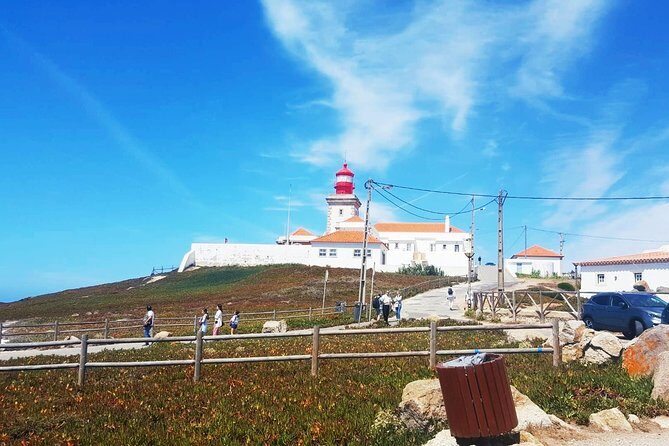 Private Tour Sintra Palaces/Cabo da Roca (2 people or more) - The guides: why this tour gets repeat love