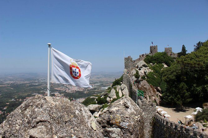Private Tour Sintra With Wine Tastings - Pena Palace and its terrace views: Romanticism on Monte da Pena