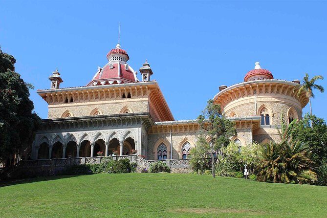 Private Tour Sintra With Wine Tastings - Historic Center of Sintra: one hour of local streets and UNESCO vibes