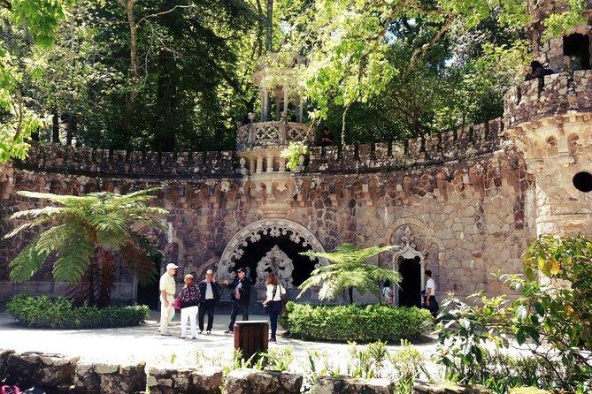 Private Tour: The Mystical, Magical, Medieval Town of Sintra with tickets and lunch - Moorish Castle and the Old Walls: Views With a Real Sense of Time