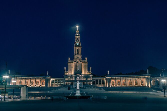 Private Tour to Fatima, Nazaré and Óbidos - Fatima’s Sanctuary: How to Spend Your Hour with Purpose