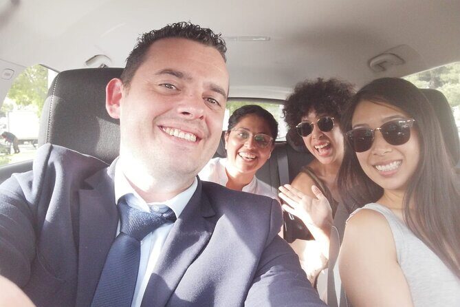 Private Transfer from Airport to Lisbon (Unlimited Waiting Time) - The ride: what the 20–30 minutes actually means