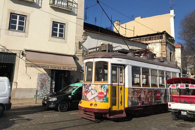 Private Transfer from/to Lisbon Airport to City Centre - Price check: does $27.09 per person make sense?