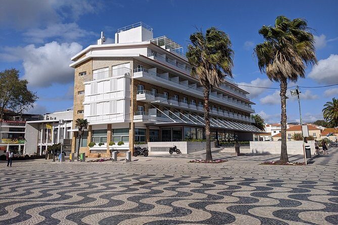 Private transfer: Lisbon Airport to Sintra,Cascais and Estoril - Included Essentials (and What You’ll Want to Plan Yourself)