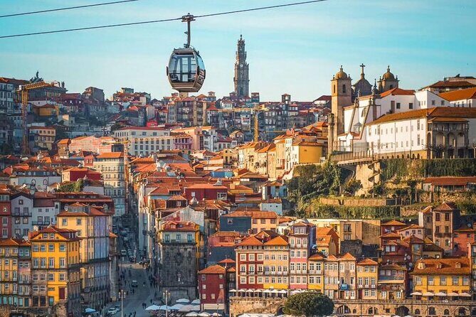 Private transfer Lisbon to Porto stop at Obidos Nazare and Aveiro - Price and Value for Up to 7 People