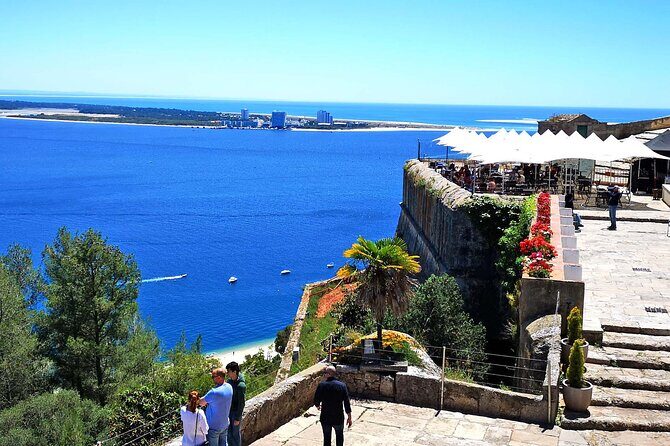Private Trip to Arrábida Natural Park, Palmela Castle and Setúbal - Serra da Arrábida: cliff viewpoints and a slower nature break