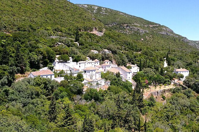 Private Trip to Arrábida Natural Park, Palmela Castle and Setúbal - What the private format really buys you (and who it suits)