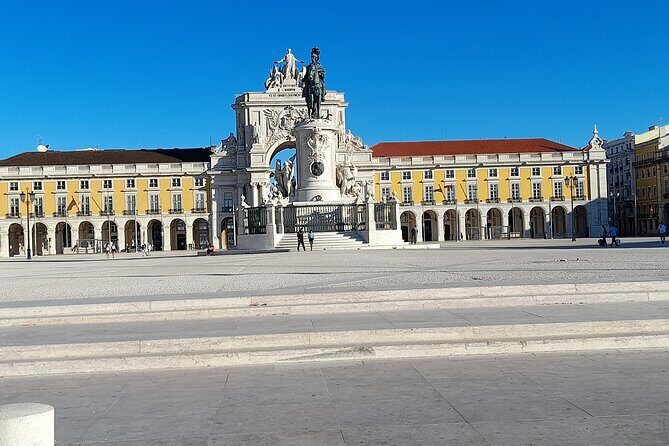 Private tuk tuk tour through the historic center of Lisbon - São Vicente de Fora: where Spanish kings shaped Lisbon’s church style