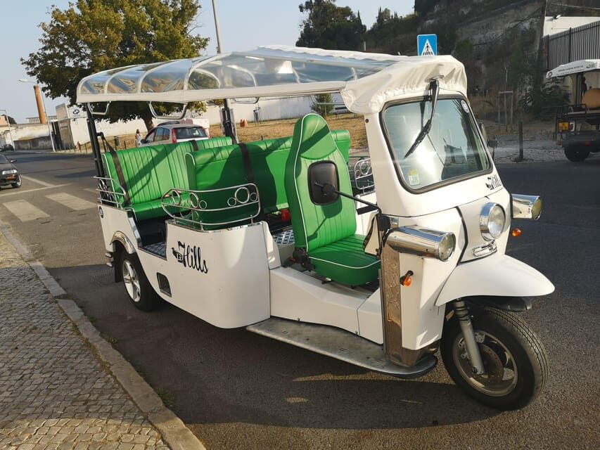 Private tuktuk Tour : unforgettable Old Town Lisbon - Finding your tuktuk: pickup and how to spot Lx7hills
