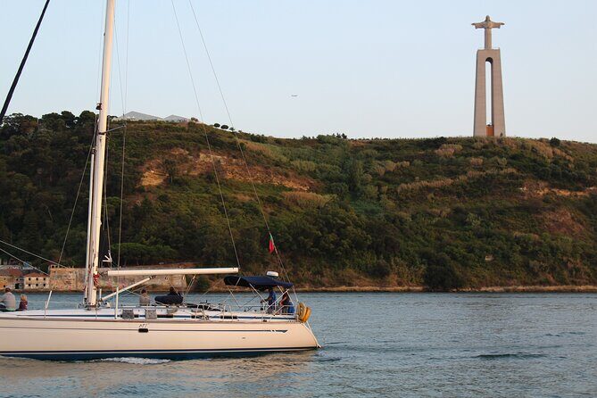Romantic Private Sailboat in Lisbon for couples - Key points before you go