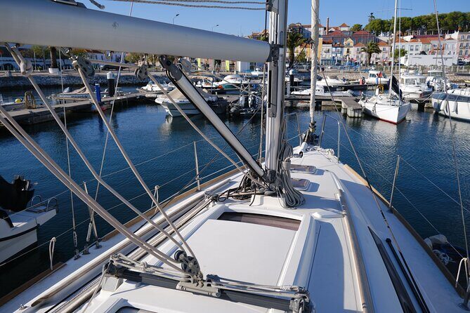 Sailboat in Arrábida, Setúbal - The Sado River Plan: Troia Ruins, Soltroia, and the South Channel