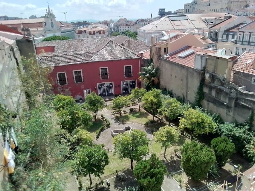 Secret Lisbon Walking Tour - Nossa Senhora da Graca and the “how did they find that?” crypt moment