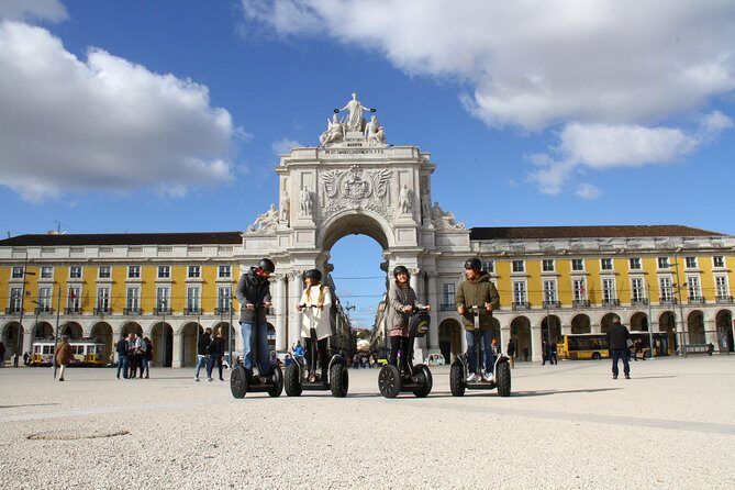Segway Medieval Tour of Alfama and Mouraria - Castle of São Jorge: the hilltop lesson in power