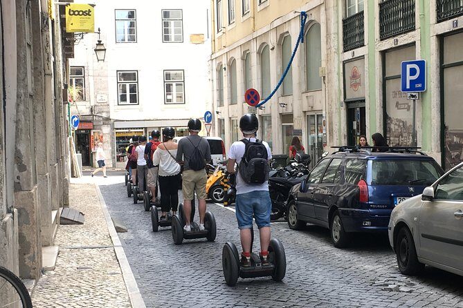 Segway Medieval Tour of Alfama and Mouraria - Sé de Lisboa: Lisbon’s oldest church and the scars of rebuilding