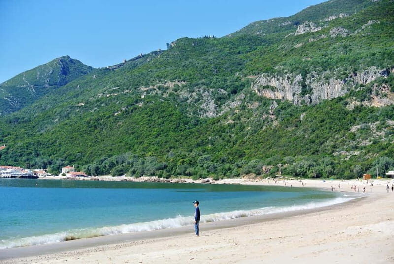 Sesimbra & Arrábida National Park Tour with 5 Wines Tasting - Getting your bearings: Salazar Bridge, Christ the King, and the lagoon pass