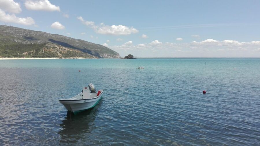 Sesimbra e Arrábida Natural Park: 1 Day Tour & Wine Tasting - Key things to know before you go