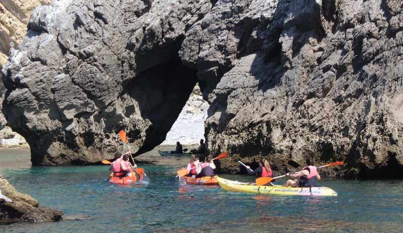 Sesimbra: Ribeiro Cavalo Beach, Caves, & Arrábida Kayak Tour - The safety briefing (and why it’s worth paying attention)