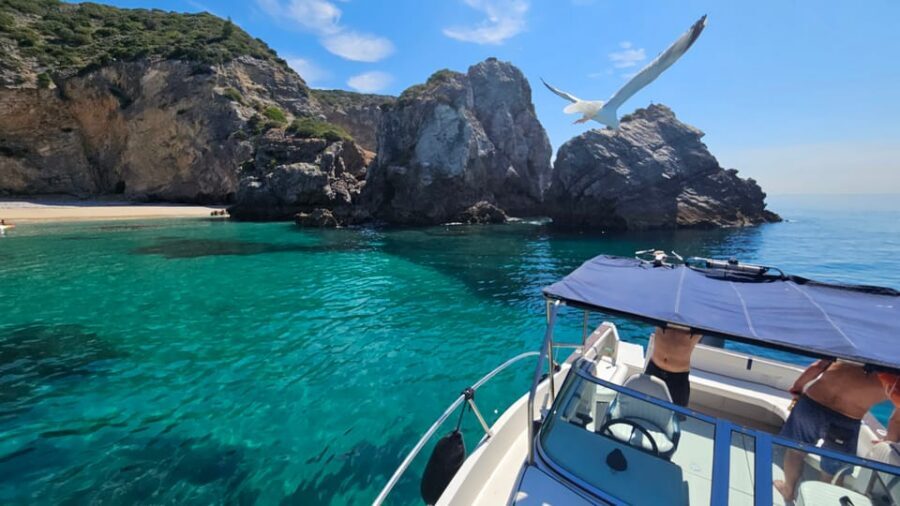 Sesimbra: Rote of Wonders/ Private Boat Tour along the cost - Who this tour suits best
