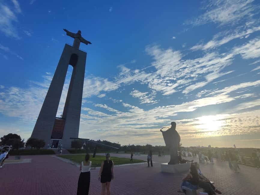 Setúbal, Nature&Culture, between Castles,Beaches, Mountains - The Cristo Rei finish: a Lisbon view that ties the whole day together