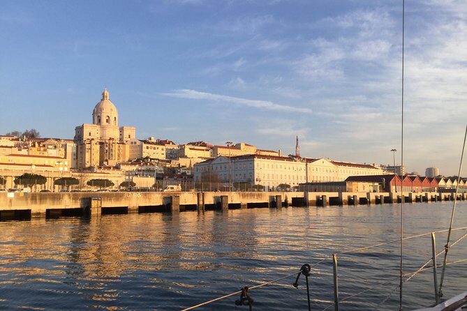 Sight Sailing in Lisbon - São Jorge Castle and the Lisbon Skyline You Can See at Once