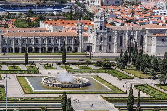 Simply Private and Family Portugal Tours knowing and Visiting What You Want - Pickup and Price: How Value Works for Up to 6