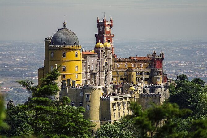 Sintra and Cascais and Estoril Private Tour - Stop 1: Queluz Palace and Gardens for 18th-Century Court Glamour
