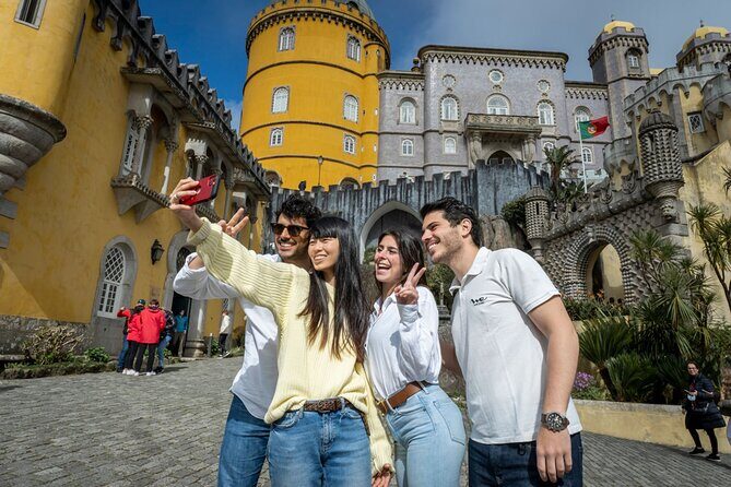 Sintra & Cabo da Roca 4WD Tour with Pena Palace Visit - Centro Histórico de Sintra: use the 40 minutes for one good loop