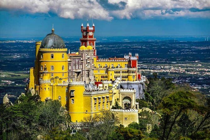 Sintra / Cabo da Roca / Cascais full day all inclusive lunch and entrees - Pickup, timing, and how the day stays controlled
