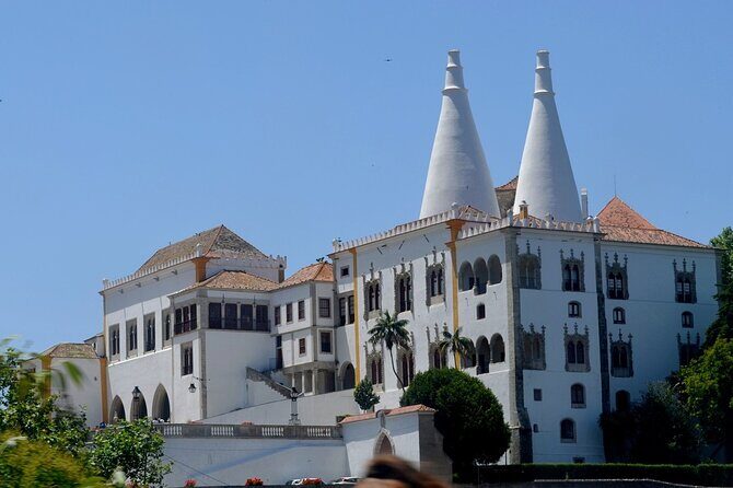 Sintra, Cascais & Cabo da Roca Full Day Tour from Lisbon - Sintra Historic Center Free Time: How to Use 90 Minutes Without Getting Lost