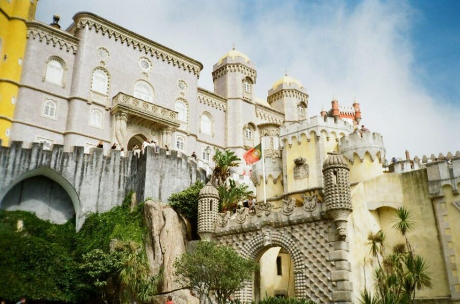 Sintra: Full Day guided tours by Van with Local guide - Key things to know before you go